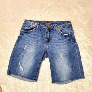 Womans kut from the kloth distressed denim shorts, size 6